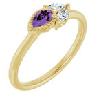 https://meteor.stullercloud.com/das/73178072?obj=stones/diamonds/g_accent&obj=metals&obj=stones/faceted/g_center&obj.colorRef=305&obj.curves=0,0.10,0.53,60.161,182.202,255.255,255&obj.curves.r=0,0.54,56.108,138.168,171.183,190.255,255&obj.curves.g=0,0.53,37.125,102.171,145.210,255.255,255&obj.curves.b=0,0.56,58.81,143.110,168.168,173.255,255&obj=metals&obj.recipe=yellow&$standard$