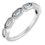 https://meteor.stullercloud.com/das/73178704?obj=metals&obj=stones/diamonds/g_accent&obj=metals&obj.recipe=white&$standard$