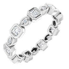 https://meteor.stullercloud.com/das/73216491?obj=metals&obj=stones/diamonds/g_accent 2&obj=stones/diamonds/g_accent 1&obj=metals&obj.recipe=white&$standard$