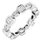 https://meteor.stullercloud.com/das/73217069?obj=metals&obj=stones/diamonds/g_accent 2&obj=stones/diamonds/g_accent 1&obj=metals&obj.recipe=white&$standard$