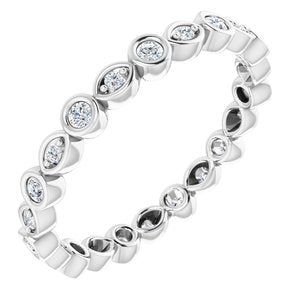 https://meteor.stullercloud.com/das/73217247?obj=metals&obj=stones/diamonds/g_accent 2&obj=stones/diamonds/g_accent 1&obj=metals&obj.recipe=white&$standard$