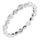 https://meteor.stullercloud.com/das/73220775?obj=metals&obj=stones/diamonds/g_accent 2&obj=stones/diamonds/g_accent 1&obj=metals&obj.recipe=white&$standard$