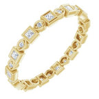 https://meteor.stullercloud.com/das/73220953?obj=metals&obj=stones/diamonds/g_accent 2&obj=stones/diamonds/g_accent 1&obj=metals&obj.recipe=yellow&$standard$