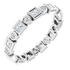https://meteor.stullercloud.com/das/73223198?obj=metals&obj=stones/diamonds/g_accent 2&obj=stones/diamonds/g_accent 1&obj=metals&obj.recipe=white&$standard$