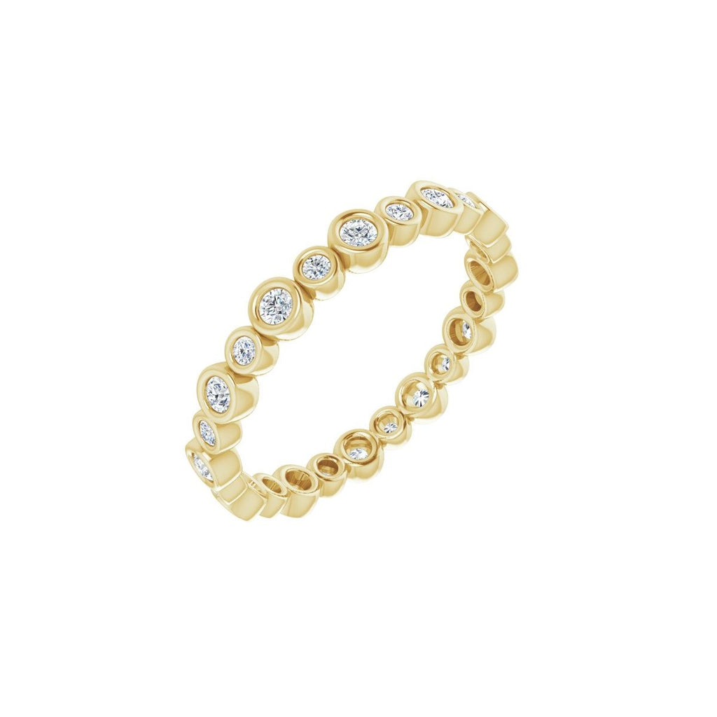 https://meteor.stullercloud.com/das/73223357?obj=metals&obj=stones/diamonds/g_accent 2&obj=stones/diamonds/g_accent 1&obj=metals&obj.recipe=yellow&wid=1200&hei=1200