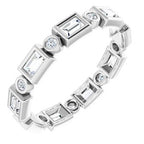 https://meteor.stullercloud.com/das/73225992?obj=metals&obj=stones/diamonds/g_accent 2&obj=stones/diamonds/g_accent 1&obj=metals&obj.recipe=white&$standard$
