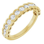 https://meteor.stullercloud.com/das/73238972?obj=metals&obj=stones/diamonds/g_accent&obj=metals&obj.recipe=yellow&$standard$