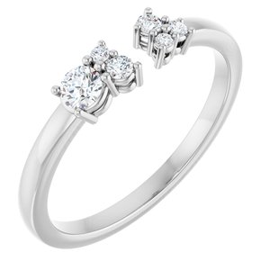 https://meteor.stullercloud.com/das/73254569?obj=metals&obj=stones/diamonds/g_accent&obj=metals&obj.recipe=white&$standard$