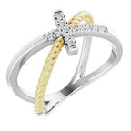 https://meteor.stullercloud.com/das/73293461?obj=metals&obj=stones/diamonds/g_accent&obj=metals/m1&obj.recipe=white&obj=metals/m2&obj.recipe=yellow&$standard$