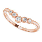 Bezel-Set Graduated V Ring