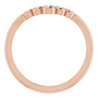 Bezel-Set Graduated V Ring