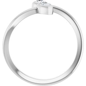 Bezel-Set Bypass Ring