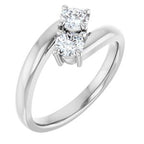 https://meteor.stullercloud.com/das/73311599?obj=metals&obj=stones/diamonds/g_center 1&obj=stones/diamonds/g_center 2&obj=metals&obj.recipe=white&$standard$