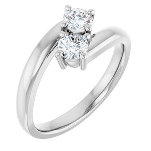 https://meteor.stullercloud.com/das/73311599?obj=metals&obj=stones/diamonds/g_center 1&obj=stones/diamonds/g_center 2&obj=metals&obj.recipe=white&$standard$