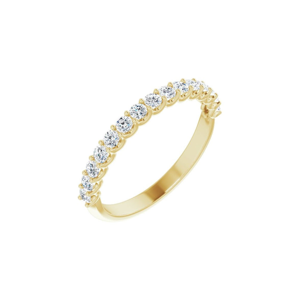 https://meteor.stullercloud.com/das/73318429?obj=metals&obj=stones/diamonds/g_accent&obj=metals&obj.recipe=yellow&wid=1200&hei=1200