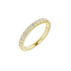 https://meteor.stullercloud.com/das/73322746?obj=metals&obj=stones/diamonds/g_accent&obj=metals&obj.recipe=yellow&wid=1200&hei=1200