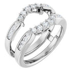https://meteor.stullercloud.com/das/73324458?obj=metals&obj=stones/diamonds/g_accent 1&obj=stones/diamonds/g_accent&obj=metals&obj.recipe=white&$standard$