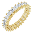 https://meteor.stullercloud.com/das/73339379?obj=metals&obj=stones/diamonds/g_accent&obj=metals&obj.recipe=yellow&wid=1200&hei=1200