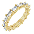 https://meteor.stullercloud.com/das/73339458?obj=metals&obj=stones/diamonds/g_accent&obj=metals&obj.recipe=yellow&wid=1200&hei=1200