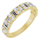 https://meteor.stullercloud.com/das/73348802?obj=metals&obj=stones/diamonds/g_accent 2&obj=stones/diamonds/g_accent 1&obj=metals&obj.recipe=yellow&wid=1200&hei=1200