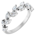 https://meteor.stullercloud.com/das/73356904?obj=metals&obj=stones/diamonds/g_accent 1&obj=metals&obj.recipe=white&wid=1200&hei=1200