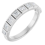 https://meteor.stullercloud.com/das/73362154?obj=metals&obj=stones/diamonds/g_accent&obj=metals&obj.recipe=white&$standard$