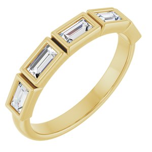 https://meteor.stullercloud.com/das/73362158?obj=metals&obj=stones/diamonds/g_accent&obj=metals&obj.recipe=yellow&$standard$