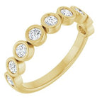 https://meteor.stullercloud.com/das/73362236?obj=metals&obj=stones/diamonds/g_accent&obj=metals&obj.recipe=yellow&$standard$