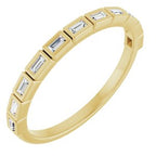 https://meteor.stullercloud.com/das/73362285?obj=metals&obj=stones/diamonds/g_accent&obj=metals&obj.recipe=yellow&$standard$