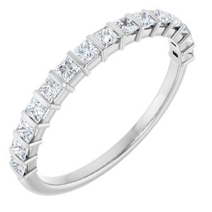 https://meteor.stullercloud.com/das/73363679?obj=metals&obj=stones/diamonds/g_accent&obj=metals&obj.recipe=white&$standard$