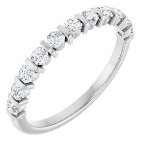 https://meteor.stullercloud.com/das/73363691?obj=metals&obj=stones/diamonds/g_accent&obj=metals&obj.recipe=white&$standard$