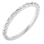 https://meteor.stullercloud.com/das/73363710?obj=metals&obj=stones/diamonds/g_accent&obj=metals&obj.recipe=white&$standard$