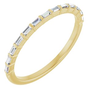 https://meteor.stullercloud.com/das/73363710?obj=metals&obj=stones/diamonds/g_accent&obj=metals&obj.recipe=yellow&$standard$