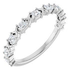 https://meteor.stullercloud.com/das/73364057?obj=metals&obj=stones/diamonds/g_accent&obj=metals&obj.recipe=white&$standard$