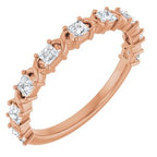 https://meteor.stullercloud.com/das/73364057?obj=metals&obj=stones/diamonds/g_accent&obj=metals&obj.recipe=rose&$standard$