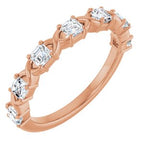 https://meteor.stullercloud.com/das/73364155?obj=metals&obj=stones/diamonds/g_accent&obj=metals&obj.recipe=rose&$standard$