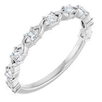 https://meteor.stullercloud.com/das/73364254?obj=metals&obj=stones/diamonds/g_accent&obj=metals&obj.recipe=white&$standard$