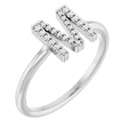 https://meteor.stullercloud.com/das/73381461?obj=metals&obj=stones/diamonds/g_accent&obj=metals&obj.recipe=white&wid=1200&hei=1200