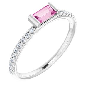 https://meteor.stullercloud.com/das/73382475?obj=stones/diamonds/g_accent&obj=metals&obj=stones/faceted/g_center&obj.colorRef=107&obj.curves=0,0.52,110.95,200.114,220.255,255&obj.curves.r=0,0.86,102.153,187.255,255&obj.curves.g=0,0.61,26.100,65.150,133.255,255&obj.curves.b=0,0.60,53.93,83.151,152.255,230&obj=metals&obj.recipe=white&$standard$