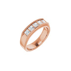 https://meteor.stullercloud.com/das/73393436?obj=metals&obj=stones/diamonds/g_center 5&obj=stones/diamonds/g_center 4&obj=stones/diamonds/g_center 3&obj=stones/diamonds/g_center 1&obj=stones/diamonds/g_center 2&obj=metals&obj.recipe=rose&wid=1200&hei=1200