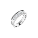 https://meteor.stullercloud.com/das/73393437?obj=metals&obj=stones/diamonds/g_center 5&obj=stones/diamonds/g_center 4&obj=stones/diamonds/g_center 3&obj=stones/diamonds/g_center 1&obj=stones/diamonds/g_center 2&obj=metals&obj.recipe=white&wid=1200&hei=1200