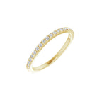 https://meteor.stullercloud.com/das/73418225?obj=metals&obj=stones/diamonds/g_accent&obj=metals&obj.recipe=yellow&wid=1200&hei=1200