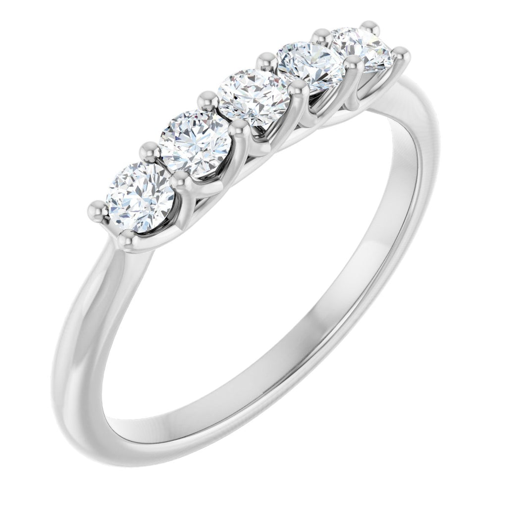 https://meteor.stullercloud.com/das/73453301?obj=metals&obj=stones/diamonds/g_center 4&obj=stones/diamonds/g_center 5&obj=stones/diamonds/g_center 3&obj=stones/diamonds/g_center 2&obj=stones/diamonds/g_center 1&obj=metals&obj.recipe=white&wid=1200&hei=1200