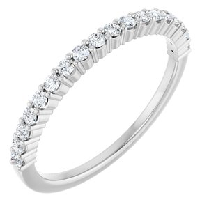 https://meteor.stullercloud.com/das/73455991?obj=metals&obj=stones/diamonds/g_accent&obj=metals&obj.recipe=white&$standard$