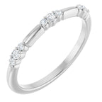 https://meteor.stullercloud.com/das/73457832?obj=metals&obj=stones/diamonds/g_accent&obj=metals&obj.recipe=white&wid=1200&hei=1200