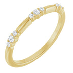 https://meteor.stullercloud.com/das/73457832?obj=metals&obj=stones/diamonds/g_accent&obj=metals&obj.recipe=yellow&wid=1200&hei=1200