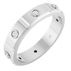 https://meteor.stullercloud.com/das/73458899?obj=stones/diamonds/g_Accent&obj=metals&obj=metals&obj.recipe=white&wid=1200&hei=1200