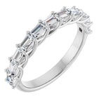 https://meteor.stullercloud.com/das/73465754?obj=stones/diamonds/g_Accent&obj=metals&obj=metals&obj.recipe=white&wid=1200&hei=1200