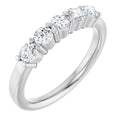 https://meteor.stullercloud.com/das/73466273?obj=metals&obj=stones/diamonds/g_center 5&obj=stones/diamonds/g_center 4&obj=stones/diamonds/g_center 3&obj=stones/diamonds/g_center 2&obj=stones/diamonds/g_center 1&obj=metals&obj.recipe=white&wid=1200&hei=1200