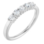 https://meteor.stullercloud.com/das/73466439?obj=metals&obj=stones/diamonds/g_center 5&obj=stones/diamonds/g_center 4&obj=stones/diamonds/g_center 3&obj=stones/diamonds/g_center 2&obj=stones/diamonds/g_center 1&obj=metals&obj.recipe=white&wid=1200&hei=1200